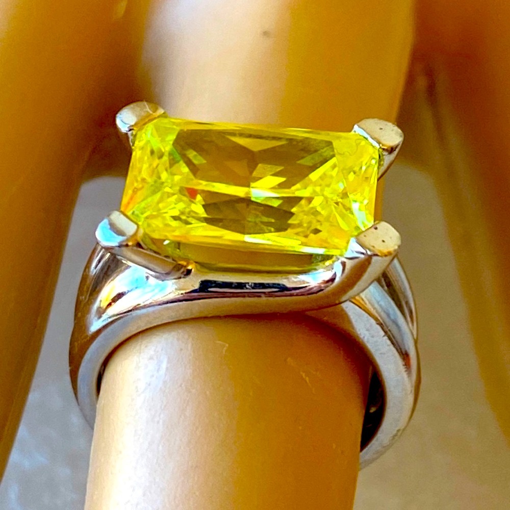Solid Sterling Silver Ring Vintage Lemon Yellow S… - image 3